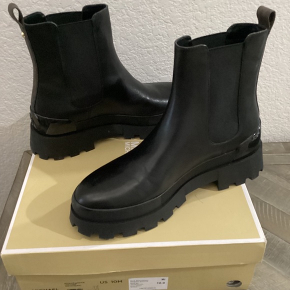 MICHAEL MICHAEL KORS Women's Rowan Pull-On Ankle Chelsea Booties, size 10 - Picture 10 of 14